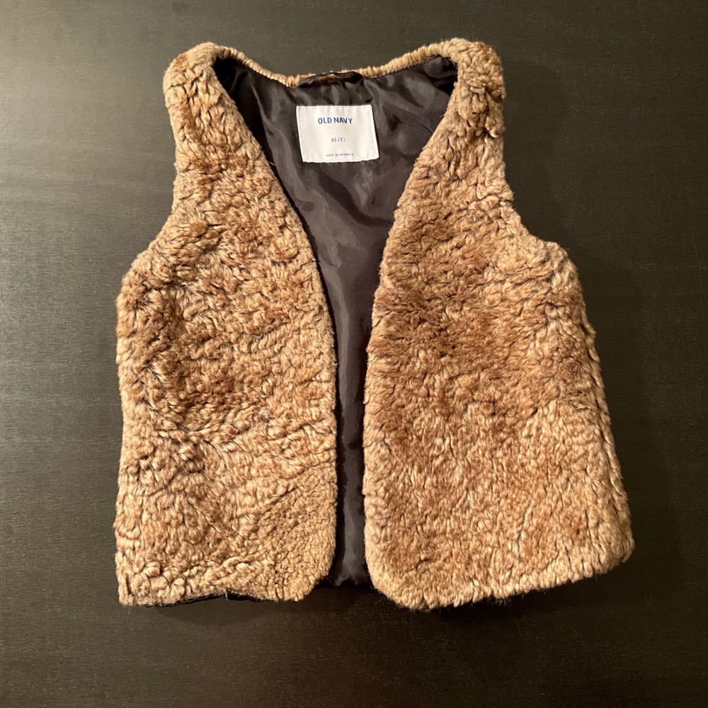 Old Navy Kids Faux Fur Vest Brown Sleeveless Outerwear Girl's Size XS (5)